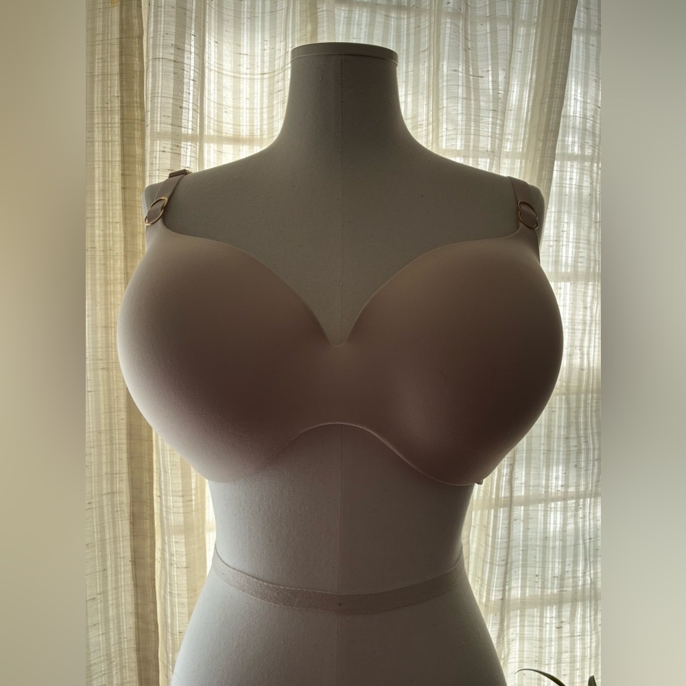 Seamless Contour T-Shirt Bra in Nude Pink